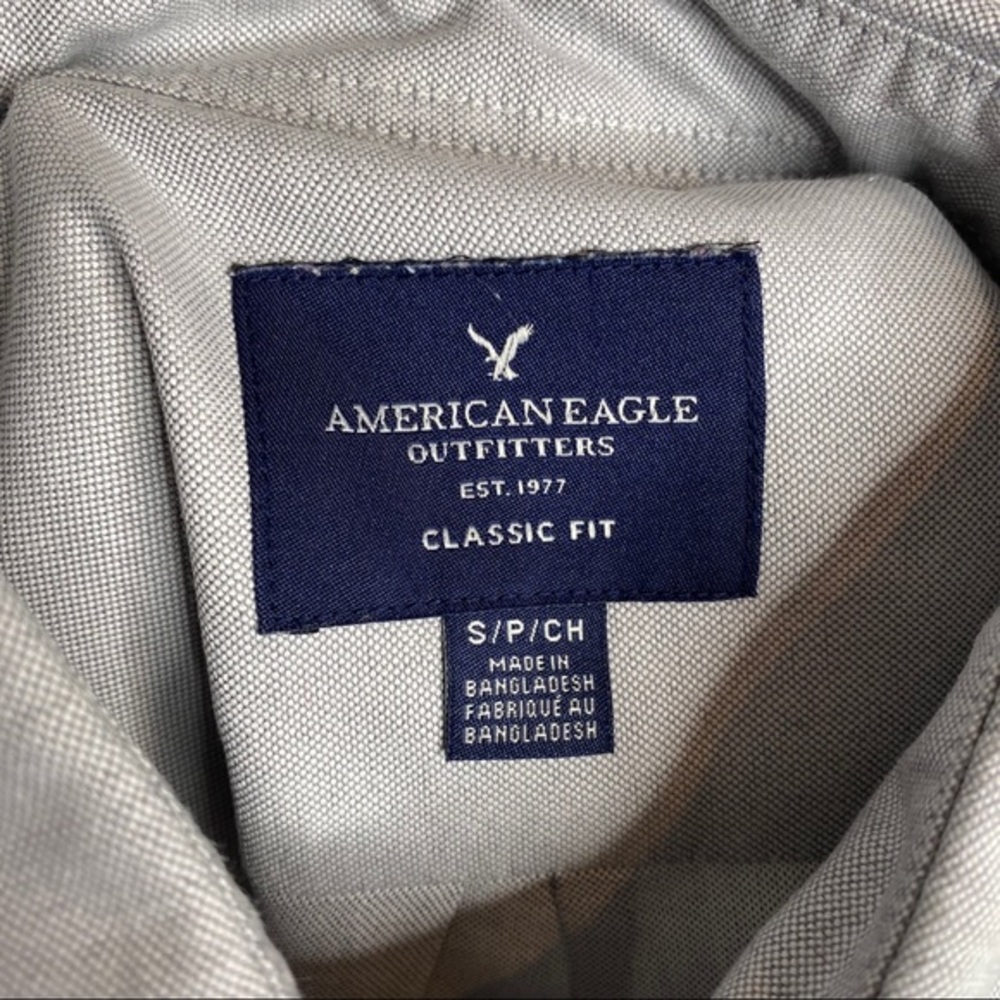 Aeo Solid Gray Casual Button Down Small - image 8